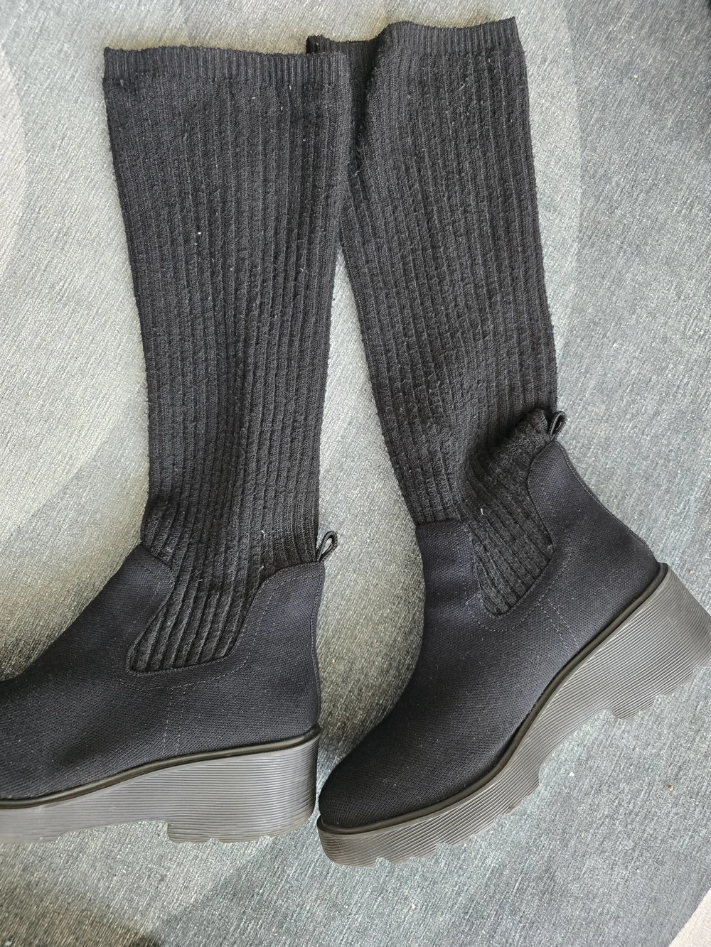 Eduarda Women's Knee-High Wedge Boots - Black